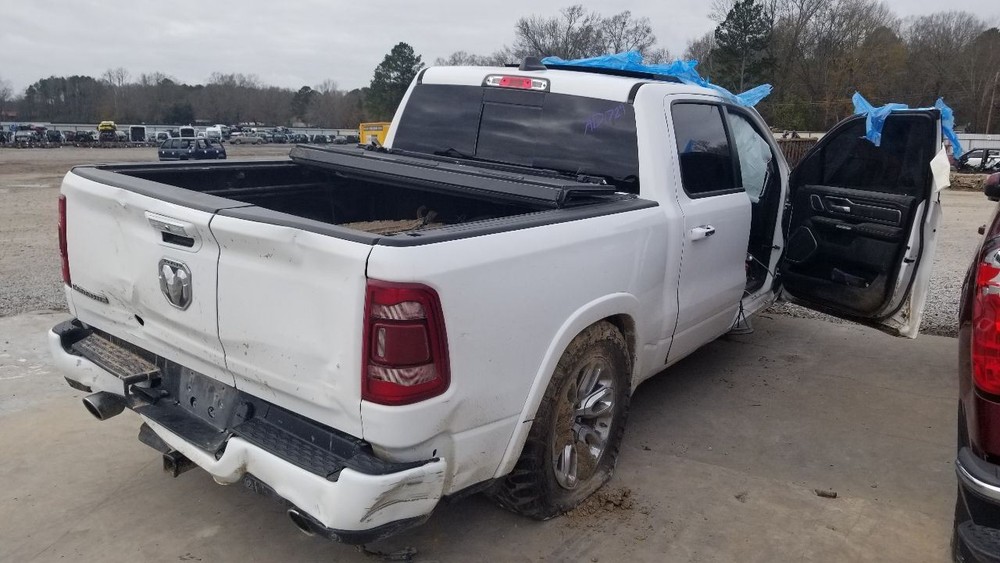 22 DODGE RAM 1500 UPPER AIR SHUTTER 3.0L