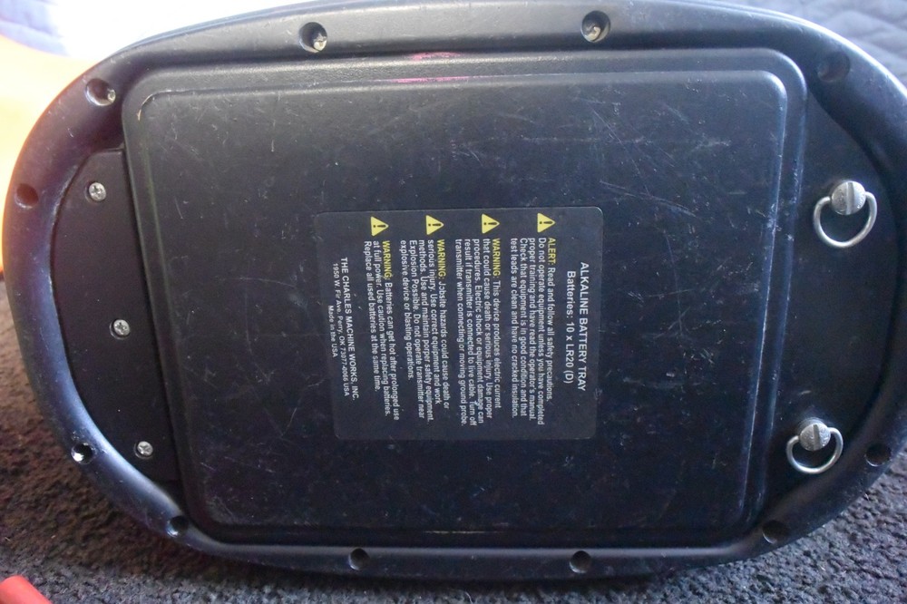 Subsite Model UtiliGuard Locator Set with Red/Black Leads