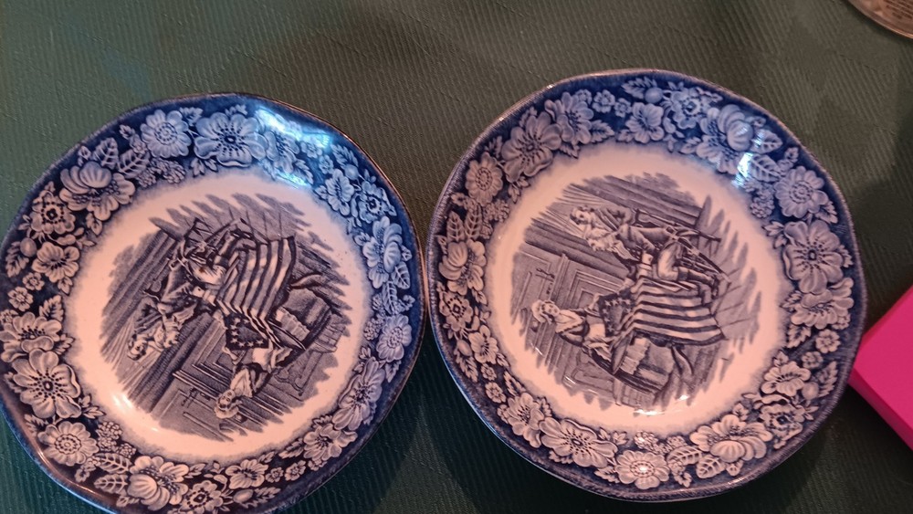 Liberty Bell Small Bowls
