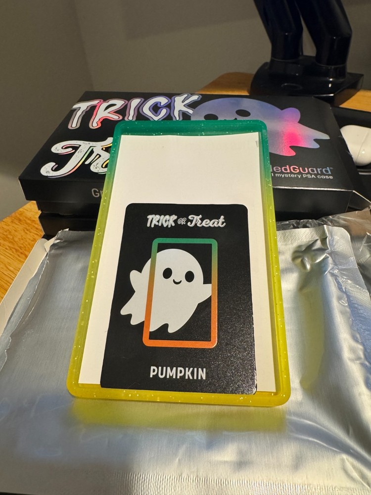 GradedGuard Trick Or Treat Pumpkin PSA Graded Card Protector (PYTHON ERROR)