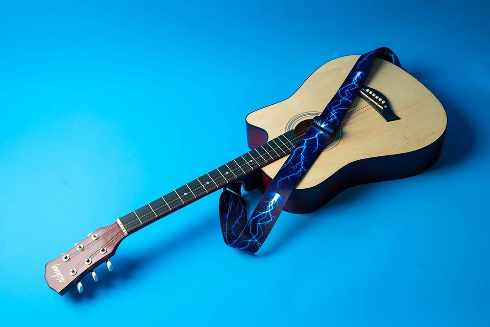 QIELIZI Adjustable Guitar Strap Includes 2 Strap Locks & 2 Matching Picks & 1...