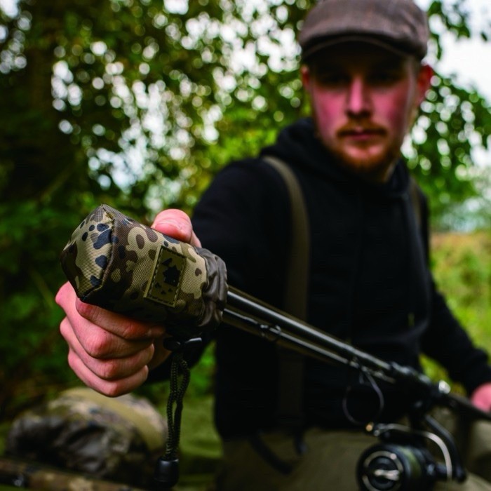 Thinking Anglers Camfleck Small Buzzer Pouch.