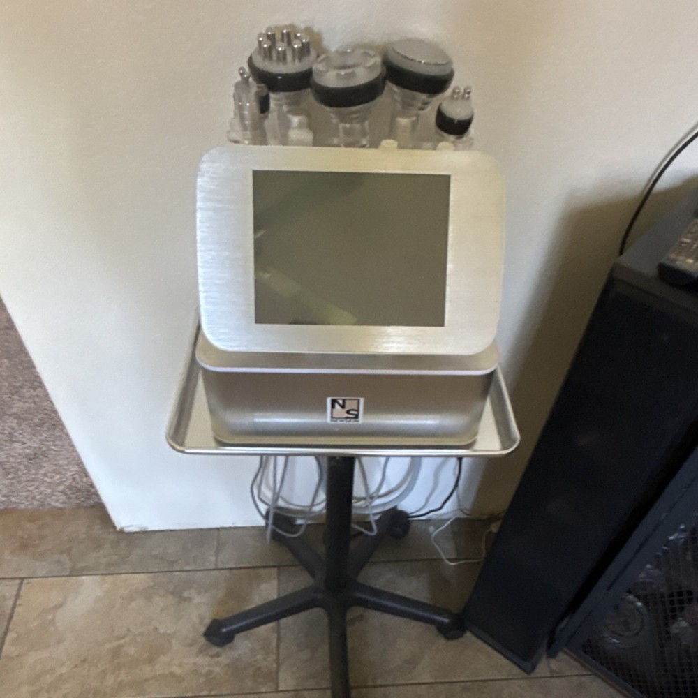 Non invasive cavitation liposuction machine
