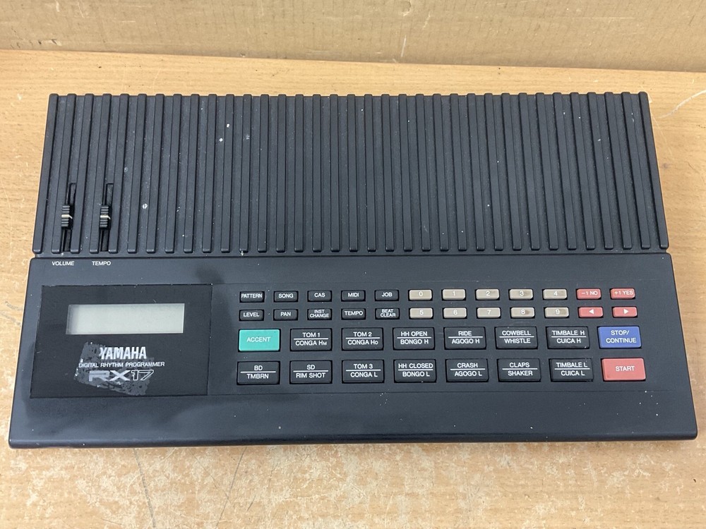 Yamaha RX17 Digital Drum Machine Rhythm Composer Sequencer