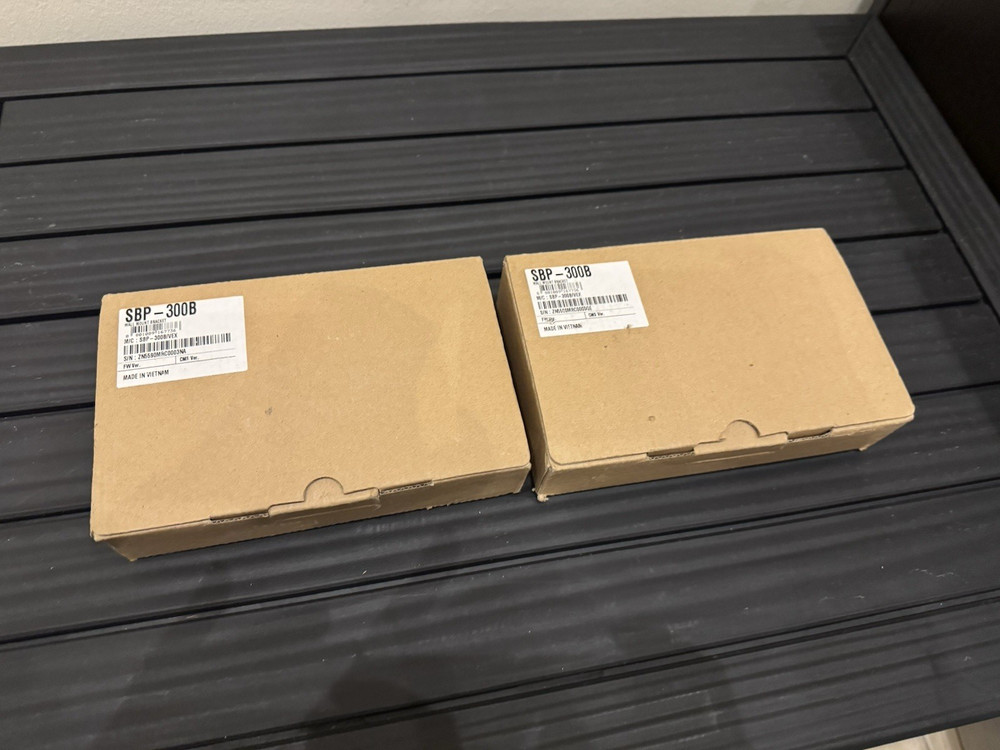 Hanwha Techwin Samsung SBP-300B Surveillance Camera Wall Mount Brackets (2)