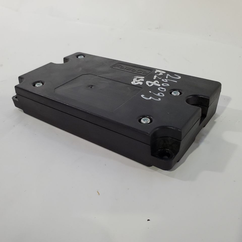 Used Telematics Interface Module fits: 2016 Ford Mustang Communication behind ra