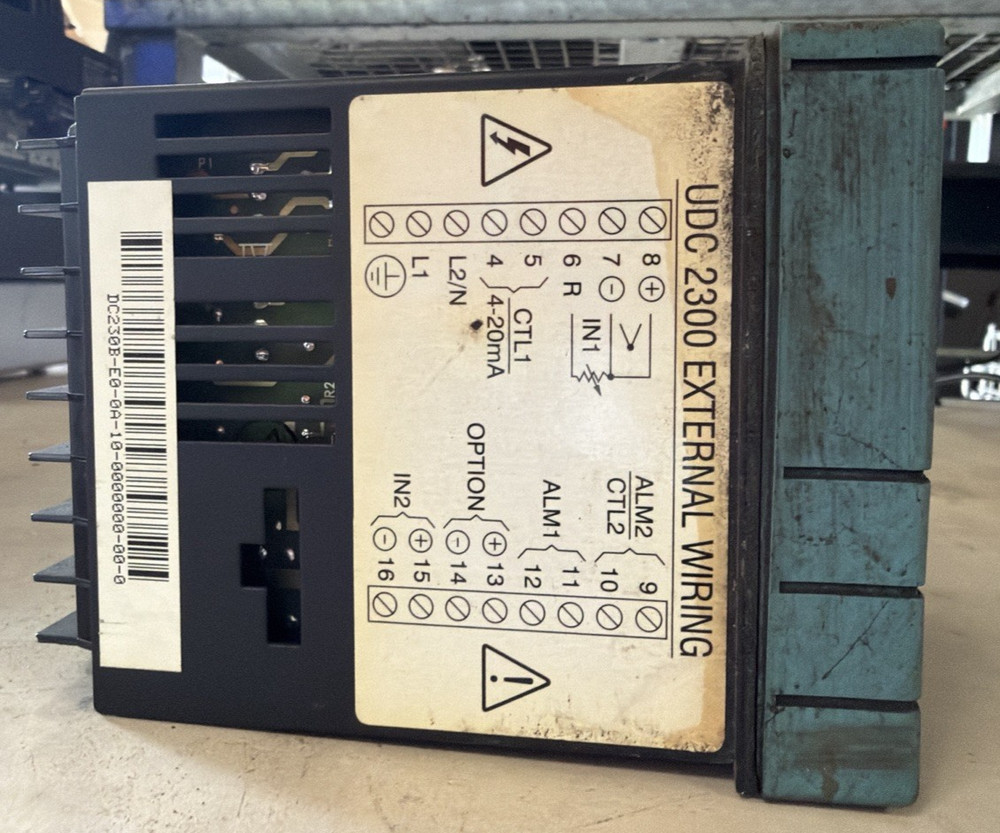 Honeywell UDC2300 Mini-Pro Temperature Controller DC230B-E0-0A-10-0000000-00-0