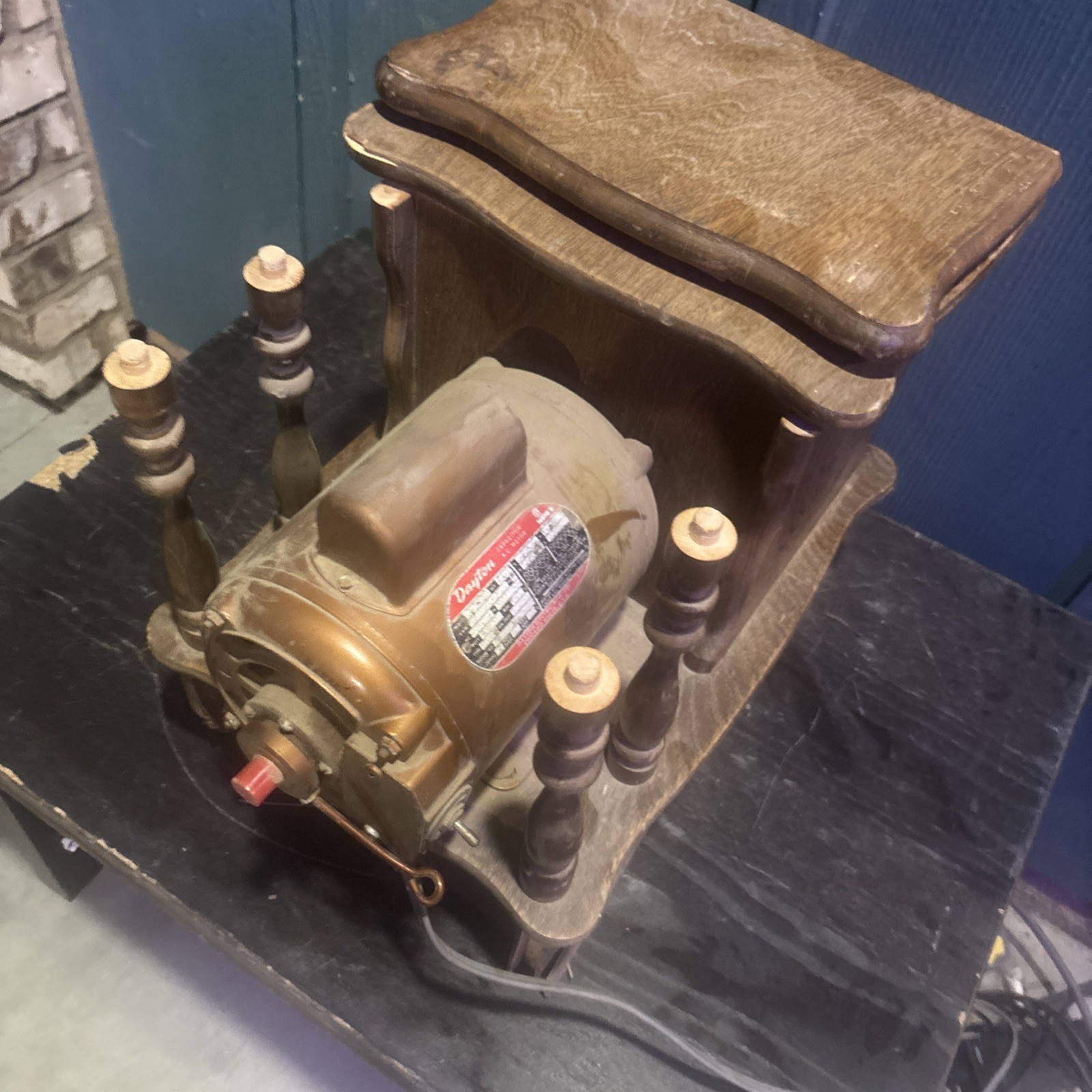 Golden Grain Grinder Wheat Grinder Dayton 3/4 HP Motor W/Wood Cabinet WORKS