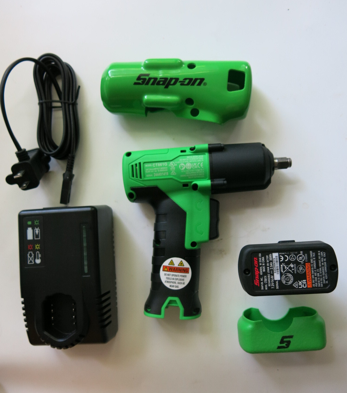 Snap On CT861 14.4v 3/8 Impact Brushless Cordless with Battery Charger & Boots