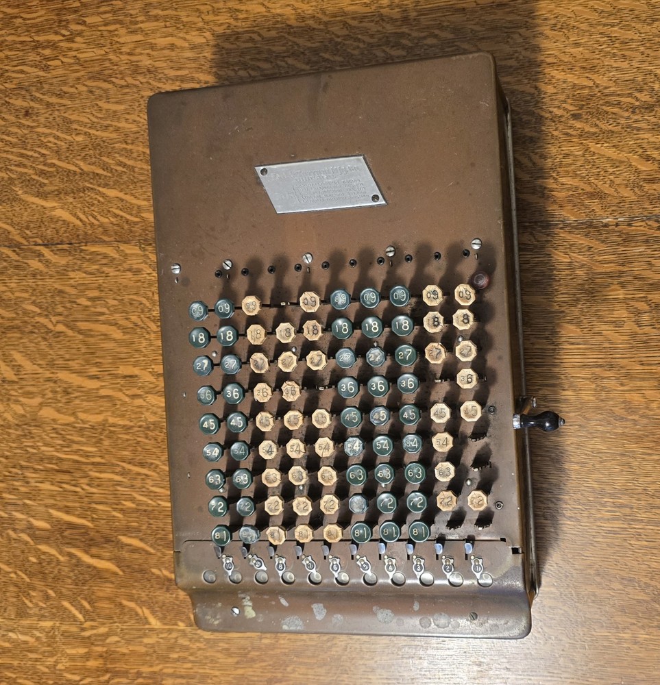 Comptometer Antique Adding Calculator Machine Felt Tarrant MFG, Chicago