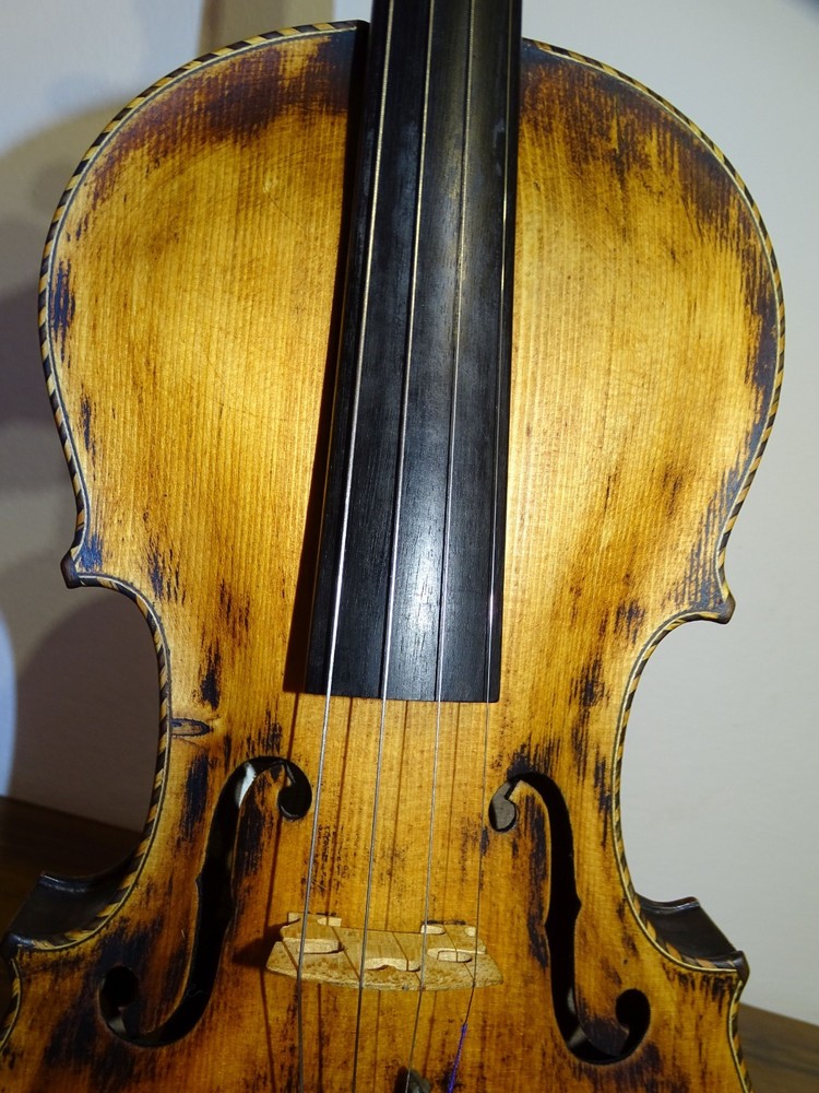 VIOLIN WITH CAT HEAD - model STAINER (Nr. 525)