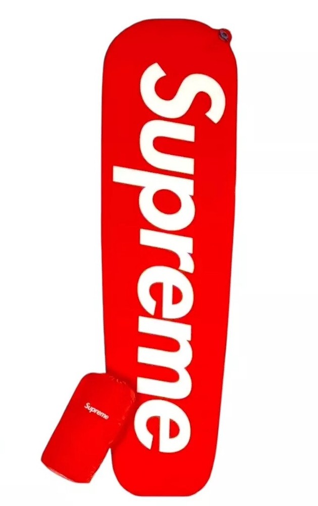 Supreme sea to summit Inflatable sleeping mat