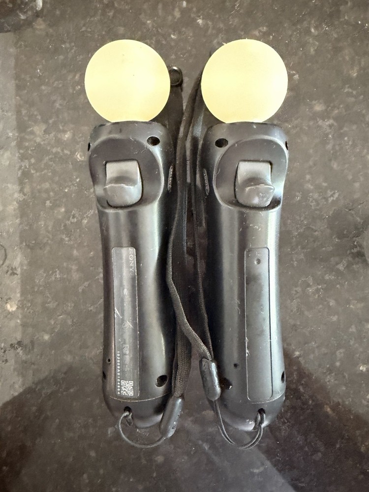 Sony PlayStation Move Wireless Motion Controllers Pair