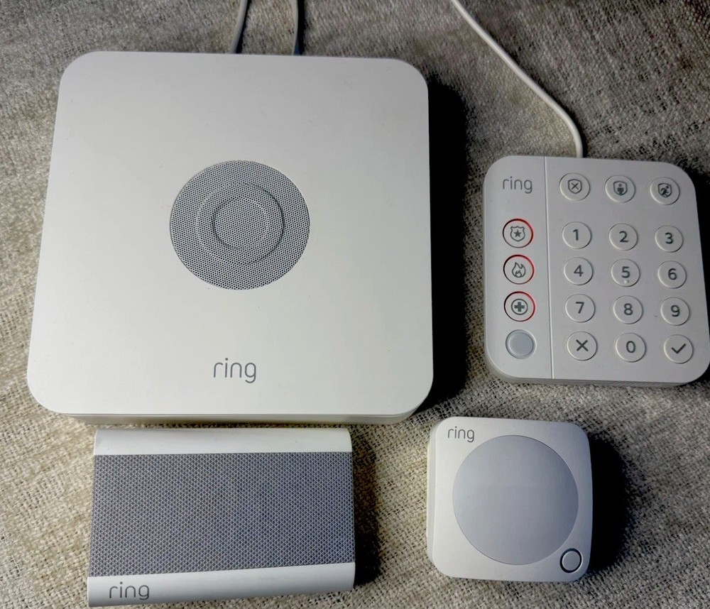 Ring Wireless Smart Home Security System Alarm Base Keypad & WiFi Extender Alexa