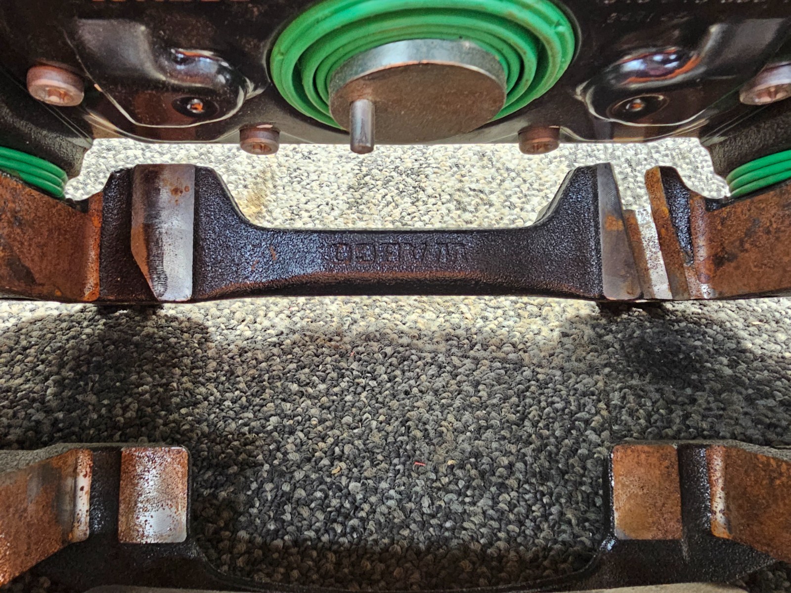 WABCO S-35303-7 Air Disc Caliper Left Front MAXX22T for Hendrickson