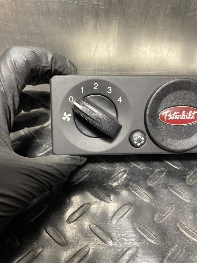 Q21-1122 PETERBILT 579 TEMPERATURE CONTROL
