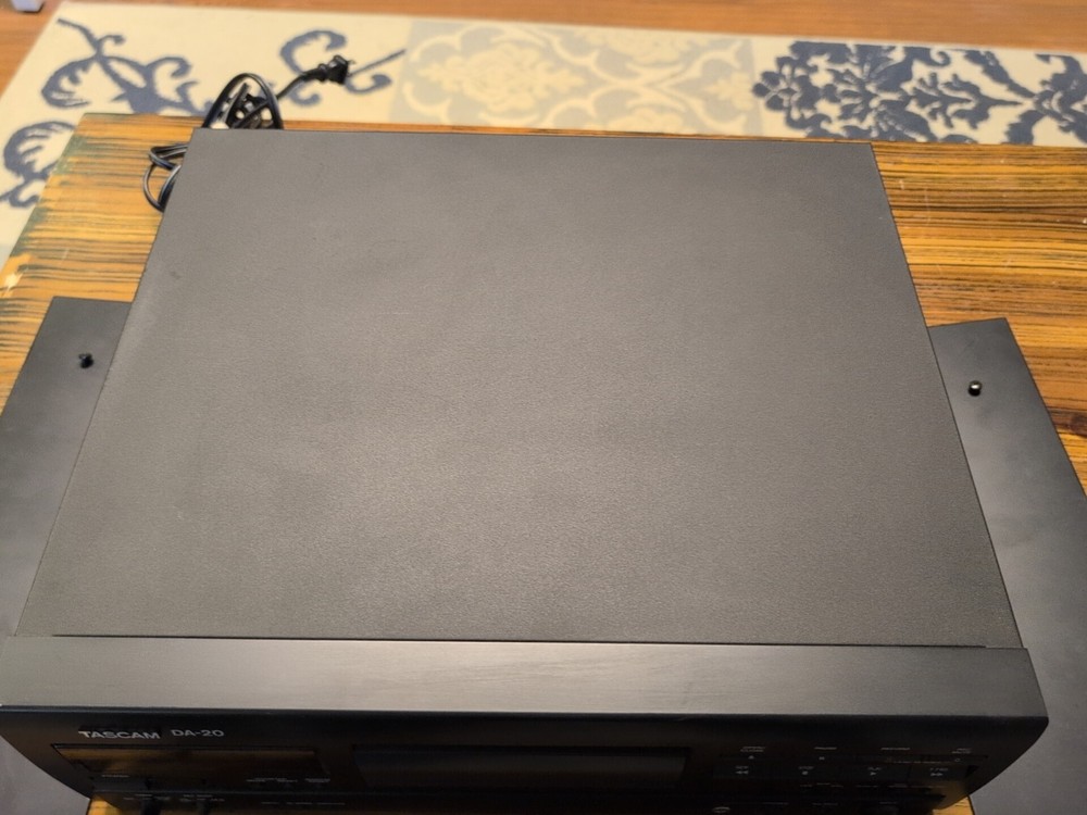 Tascam DA-20 Dat Machine with Rack Mount Full Working Order