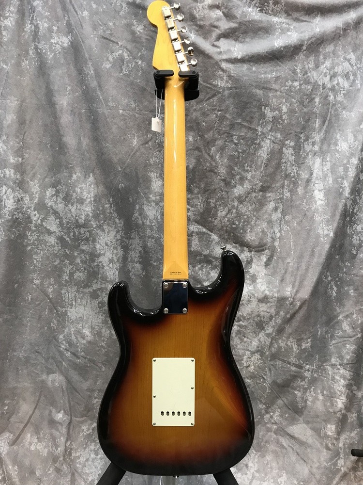 Fender Japan ST62-105DMC
