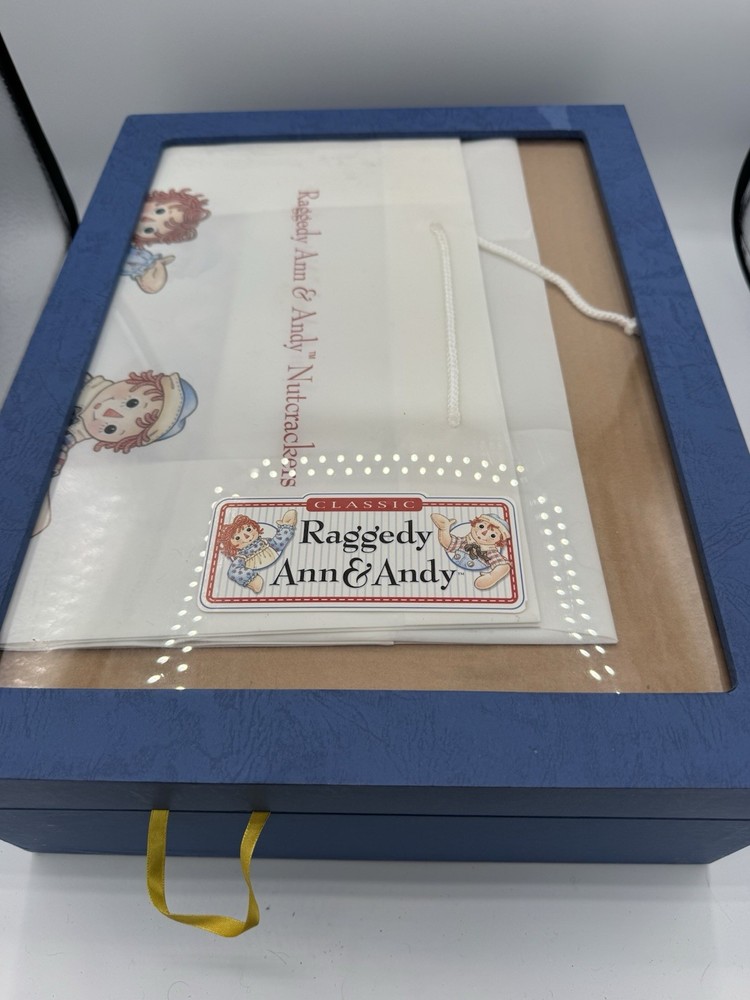Raggedy Ann And Andy Nutcracker Set