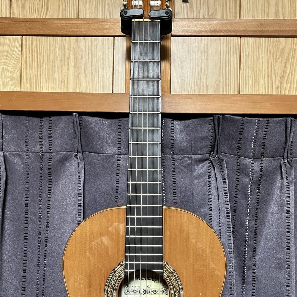 Raimundo 128C Classical Guitar