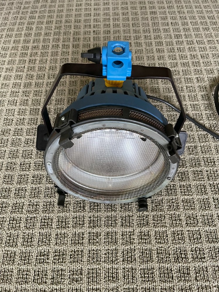 ARRILITE 2000 light