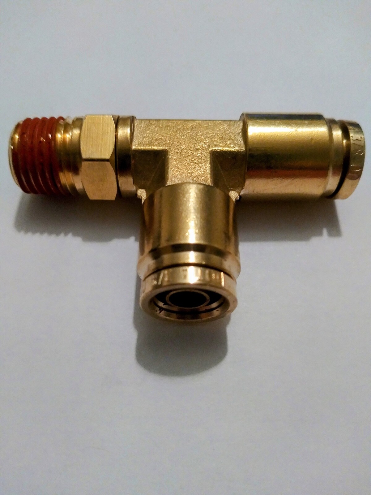 BRASS FITTINGS QUICK CONNECT DOT AIR BRAKE 3/8T X 1/4NPT MALE RUN TEE SWIVEL