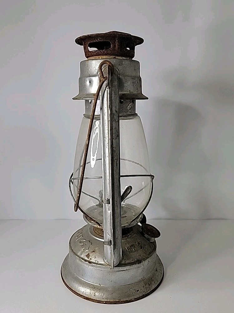 Elephant No. 215 Lantern, Uncleaned And Rusty, Untested