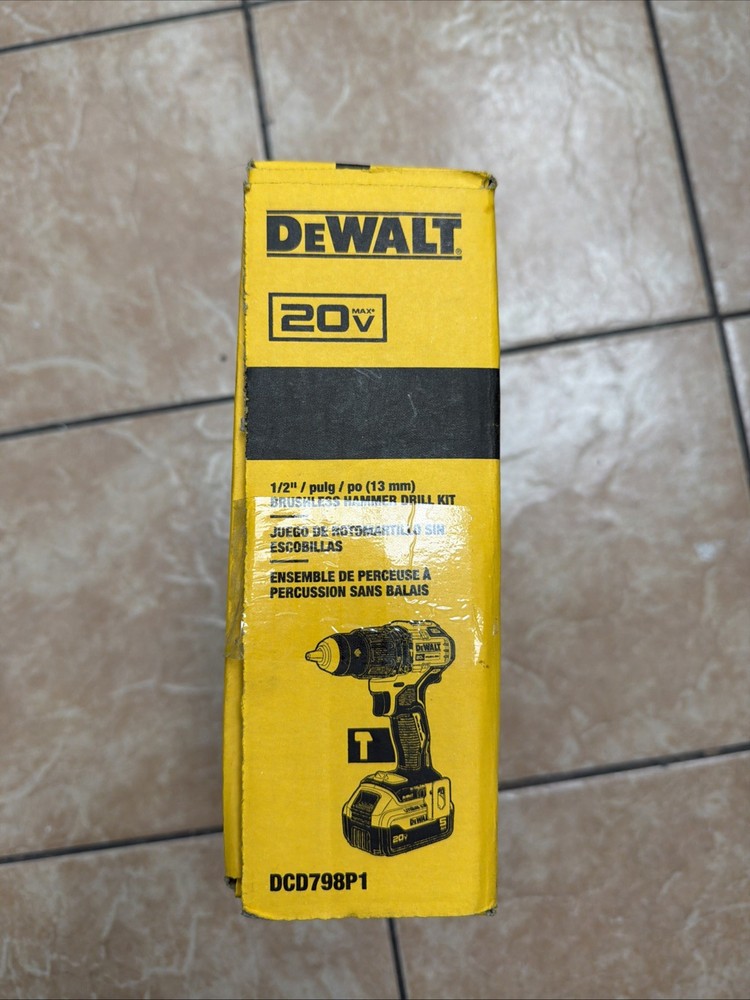 DEWALT DCD798P1 Brushless Hammer Drill Kit