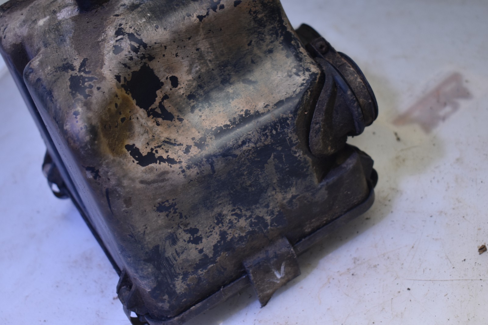 Di2 Plastic Airbox Aix Box Flaws 97 Honda TRX400 TRX 400 FW Foreman 4x4 1997