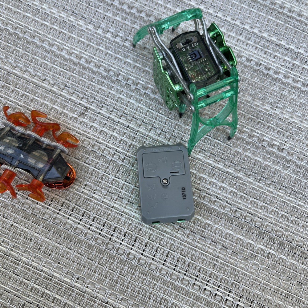 HEXBUG: Green Robotic Battle Spider with Remote Not Trsted