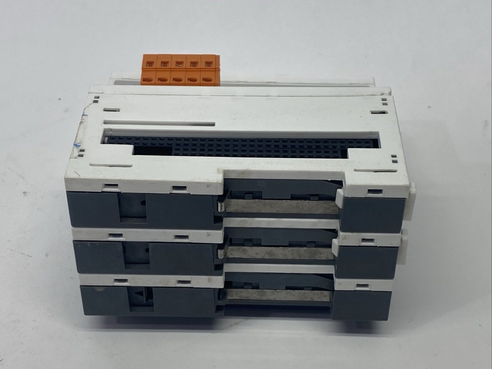 Beckhoff CX1100-0900 UPS Control Module, Missing Tab