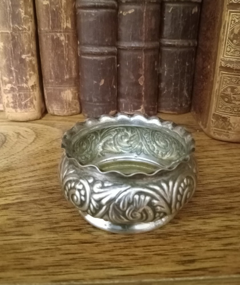 Antique R Wallace And Sons Silverplated Salt Cellar