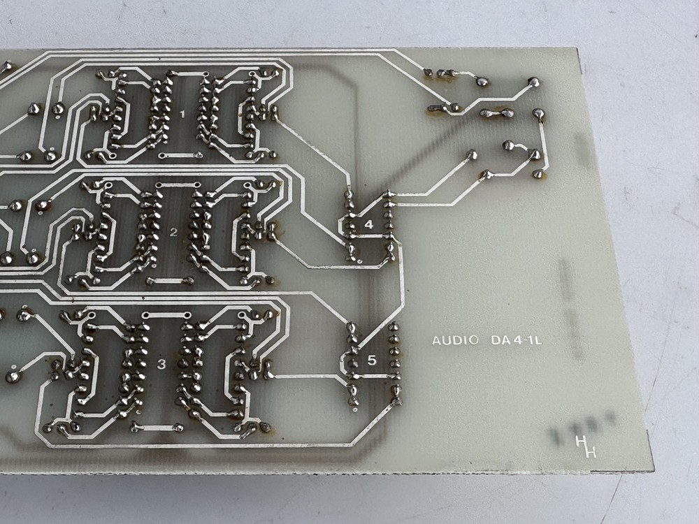 Distribution Amplifier Audio DA 4-1 Amplifier (Haufe ST 1614) #2