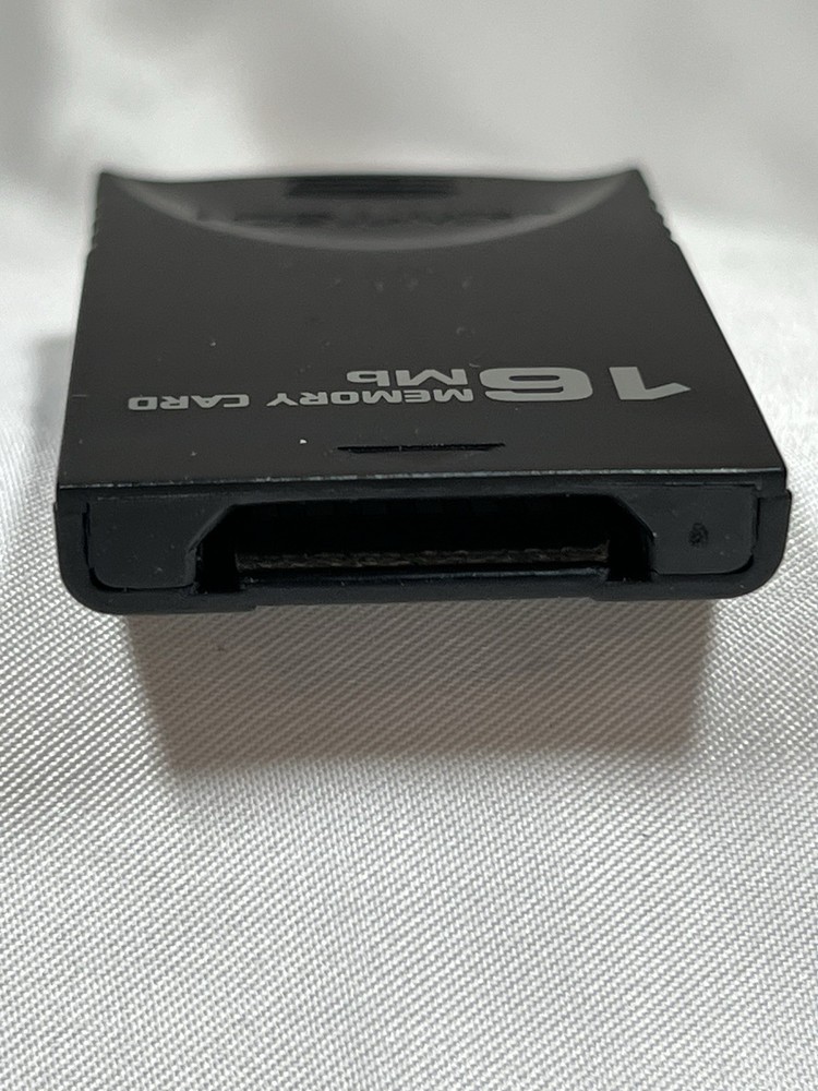 Nintendo GameCube Joytech 16MB Memory Card for(JS-811B)