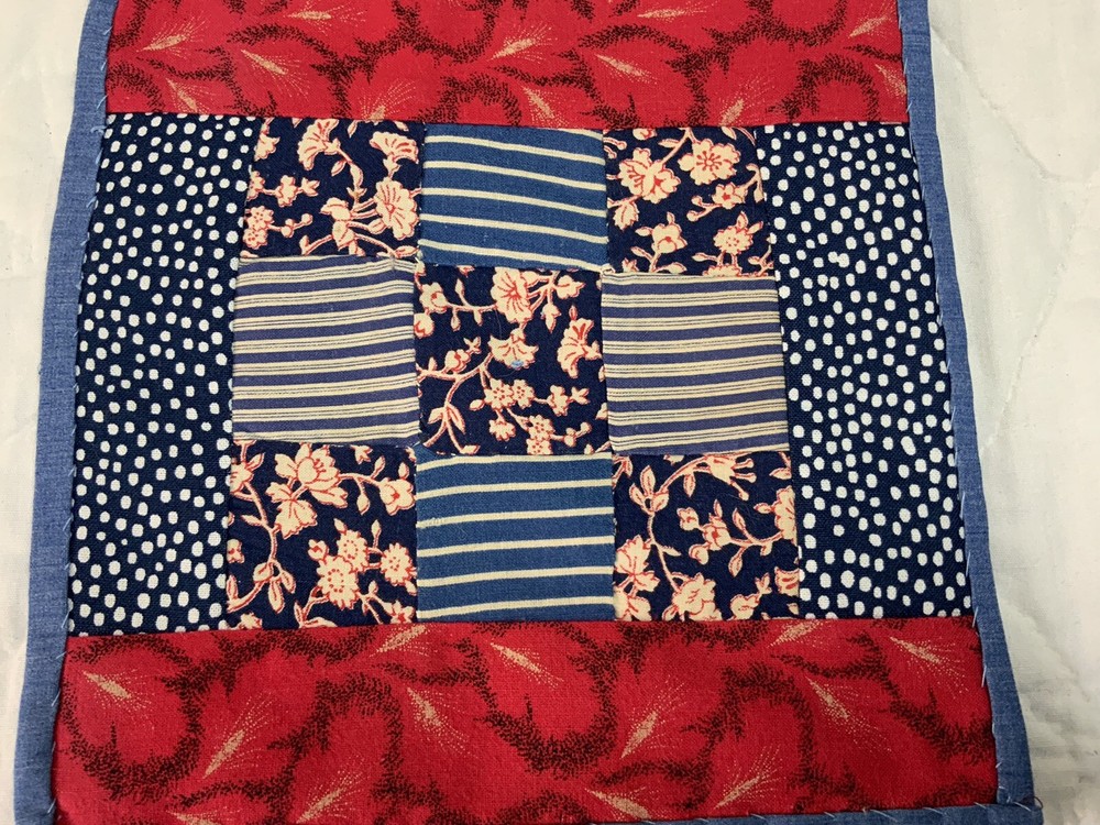 Vintage Patchwork Small Quilt Table Topper Or Doll Quilt, Nine Patch, Navy, Red