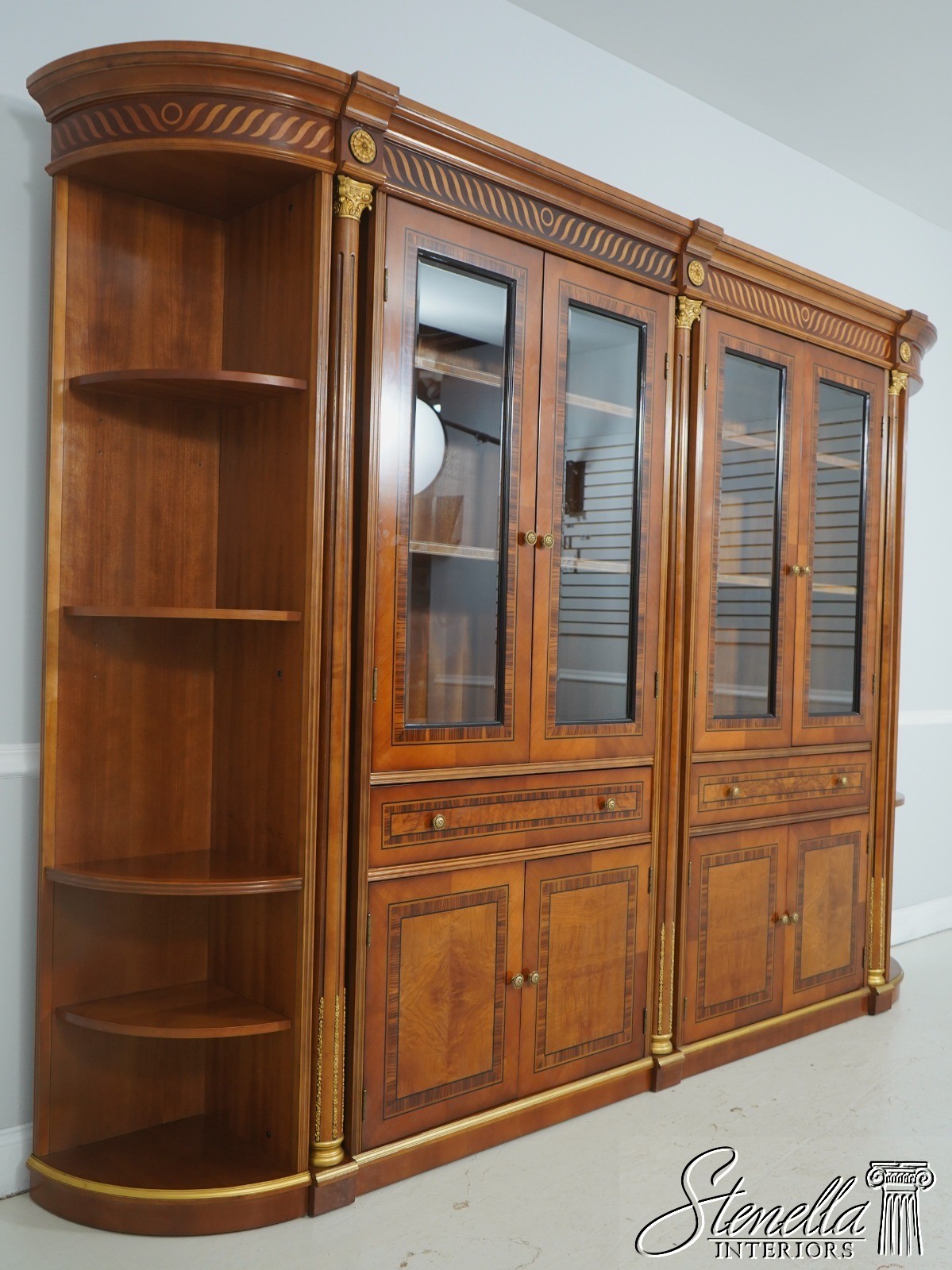 62814: Italian Georgian Style Wall Bookcase Unit
