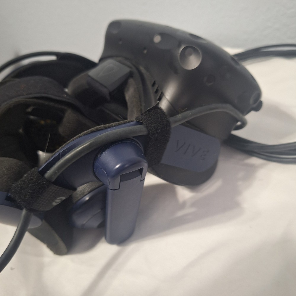 HTC VIVE Pro 2 Headset Only