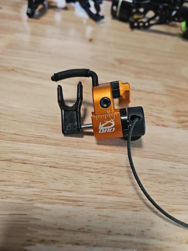 QAD HDX Arrow Rest Right Hand Orange