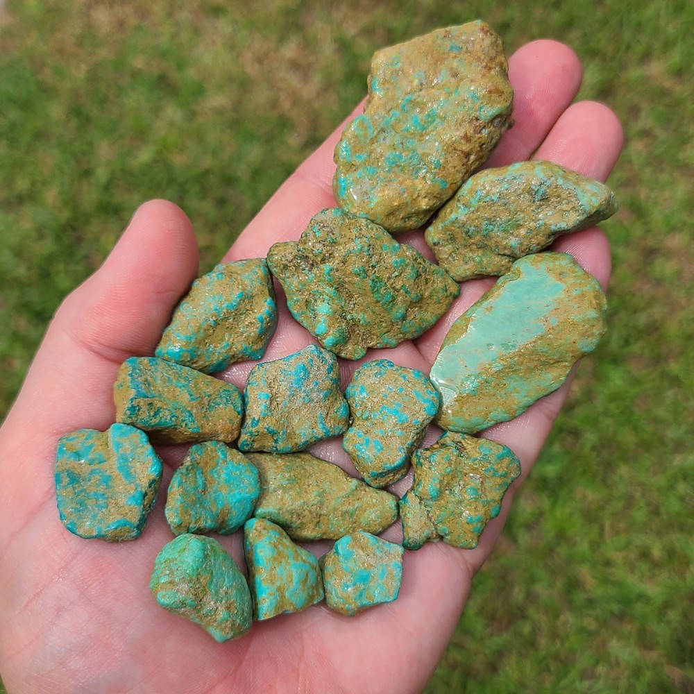 STABILIZED EASTER BLUE TURQUOISE ROUGH NEVADA USA 134.7 GRAMS
