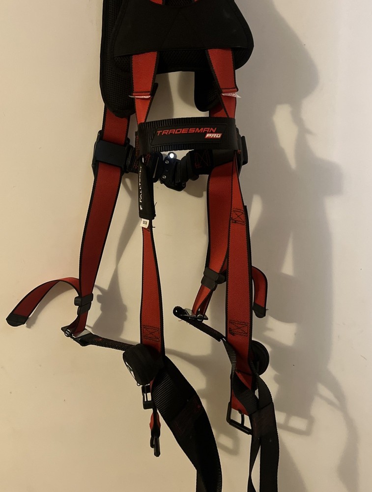 FallTech Tradesman Pro Construction Belted Harness size 2x/3x
