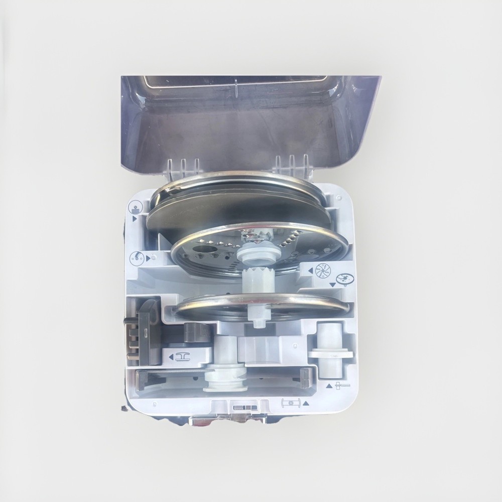 Kitchen Aid food processor 7 peice assorted blades