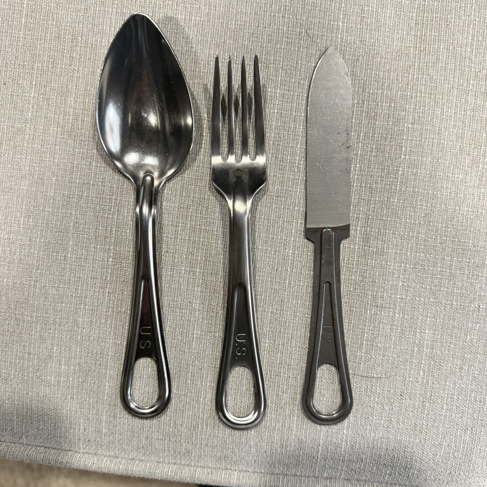 Vtg Original US Military utensils Set In Excellent Conditions.
