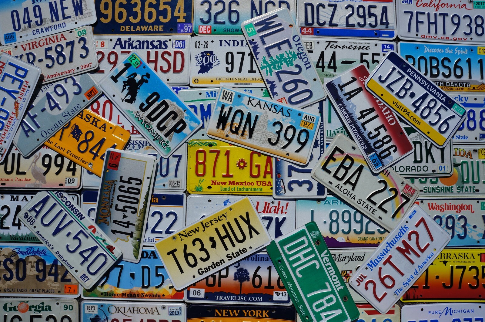 COMPLETE SET - ALL 50 STATES USA LICENSE PLATES LOT of Good License Plate Tags