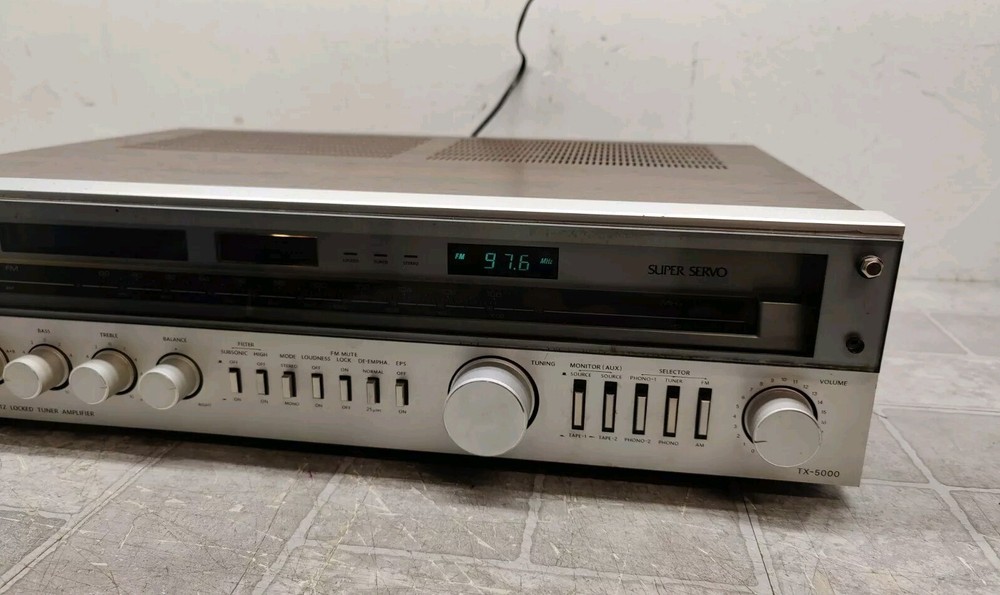 Onkyo TX-5000 Quartz Locked Tuner Amplifier READ
