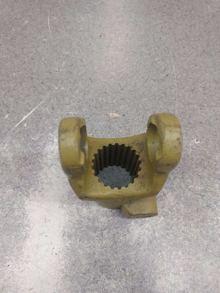 102-7121 PTO YOKE