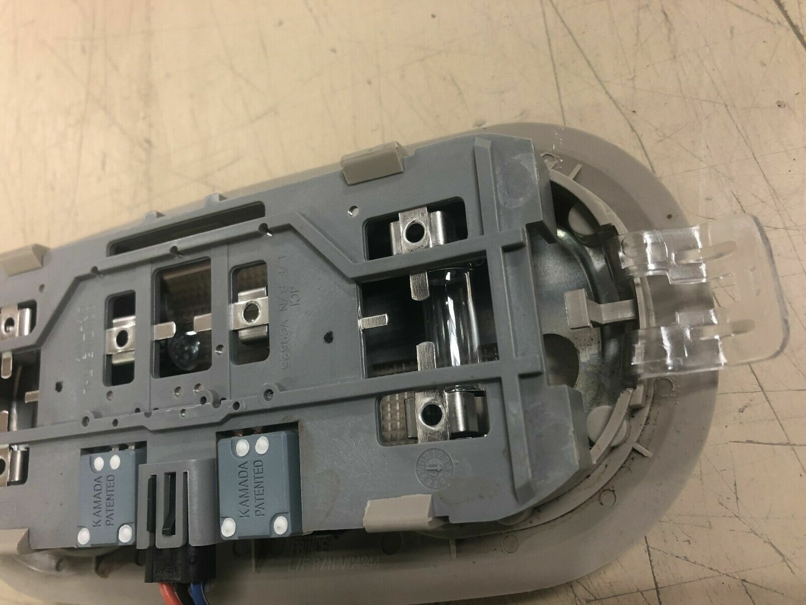 New 2003-2024 Chevy Express/GMC Savanna Passenger Van Neutral Dome Light VC4244