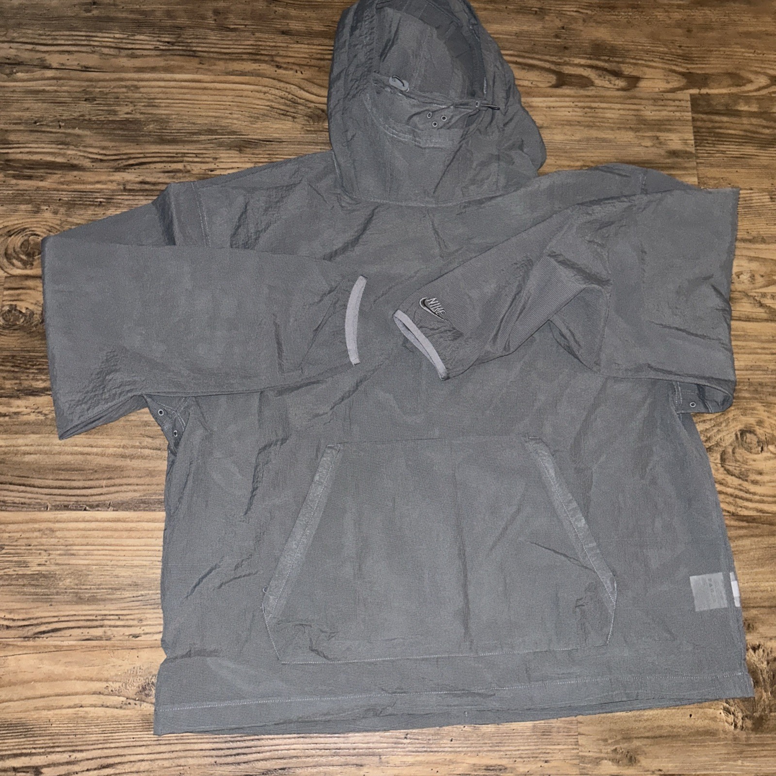 Nike Tech Pack Woven Mesh Pullover Mens Large Lightweight FN2632-068 MSRP $130