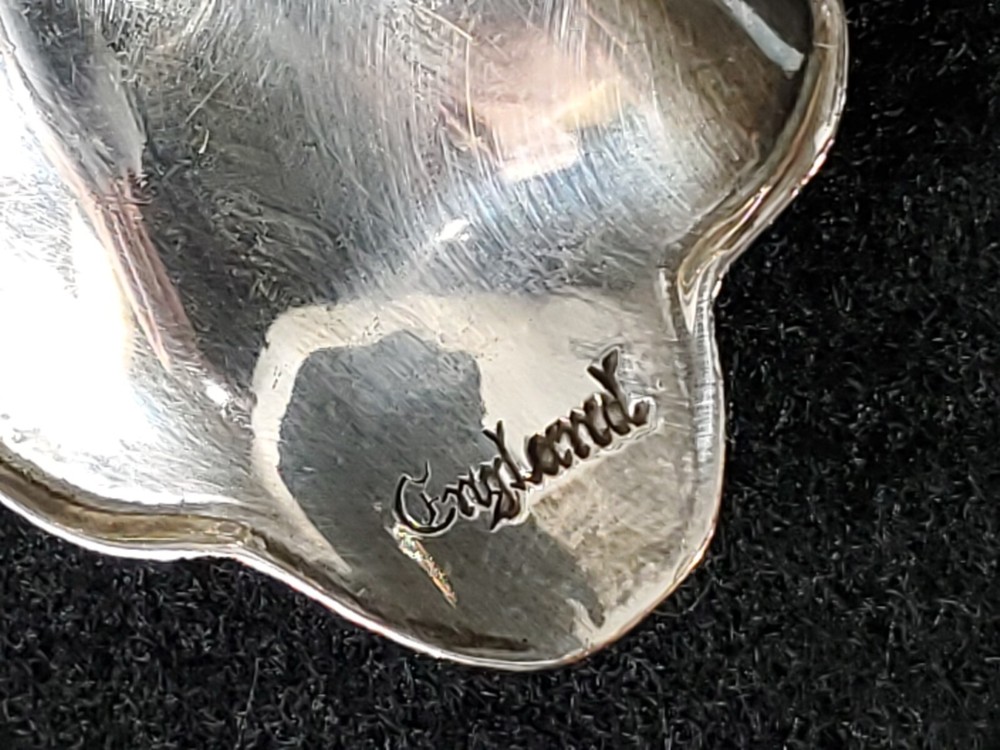 English Sheffield Silverplate Nautical Serving Shells with Maker Hallmark