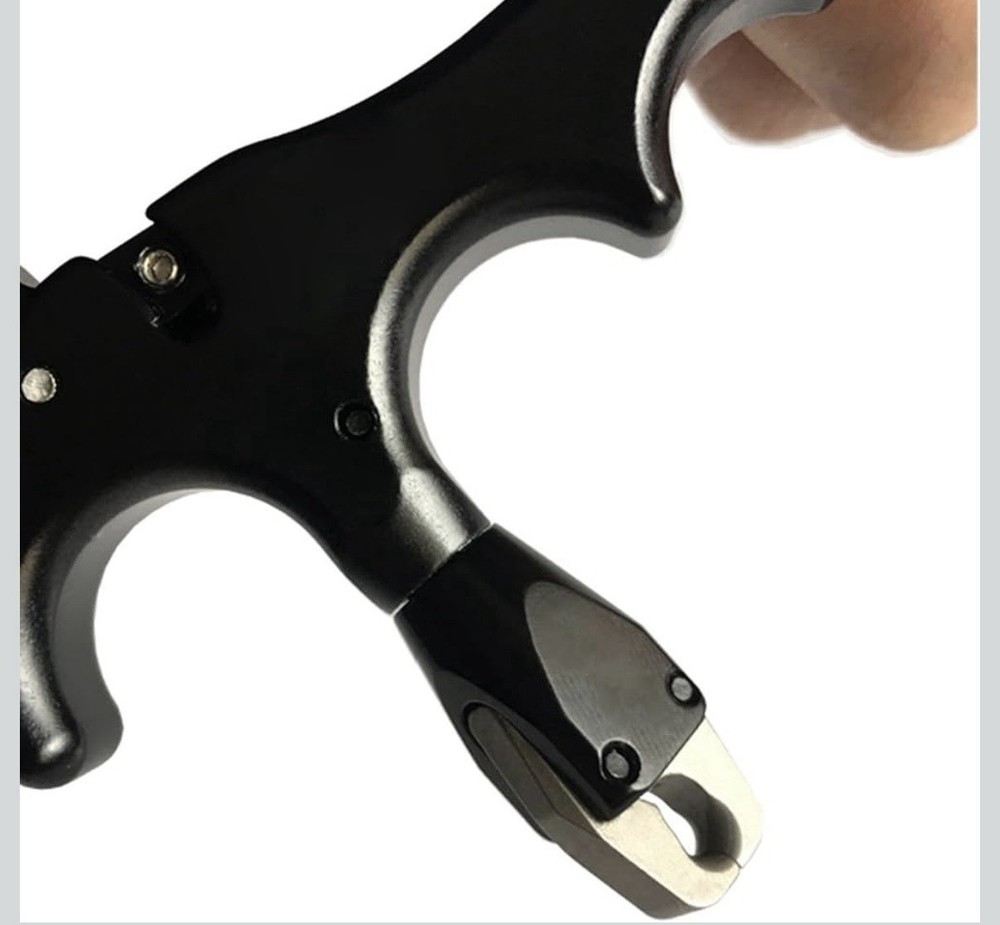 4-Finger Thumb Release Archery Aid Adjustable Trigger 360° Rotating Head