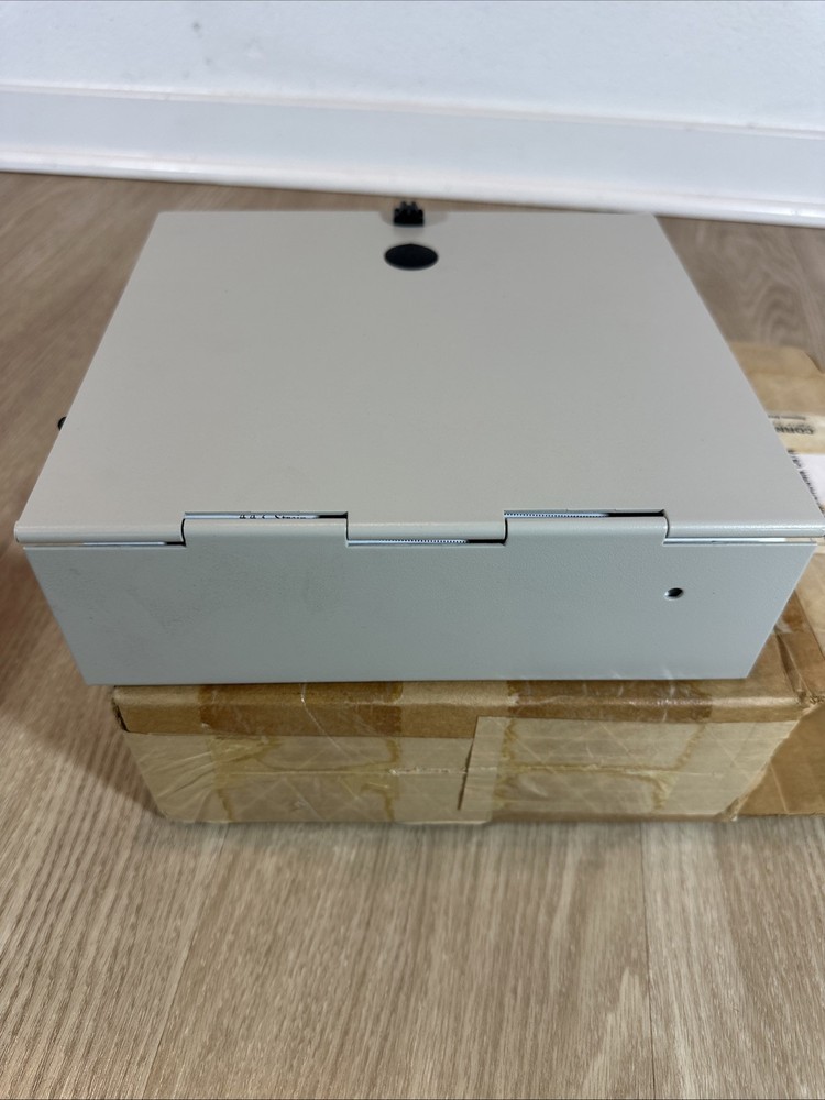 Corning WIC-012, Wall-Mountable Interconnect Center